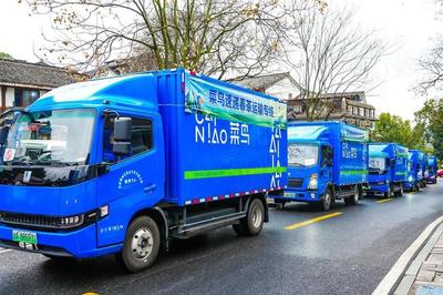 西湖龍井核心產區開采，首單由菜鳥速遞完成城市配送服務